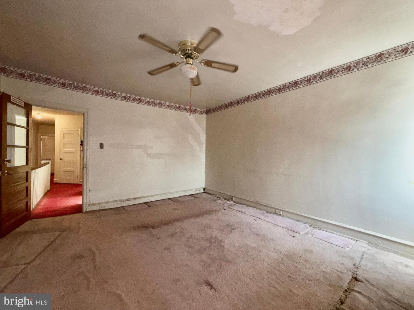 5461 Diamond Street photo 30