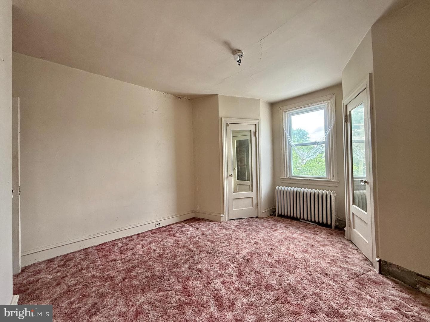 5461 Diamond Street photo 56