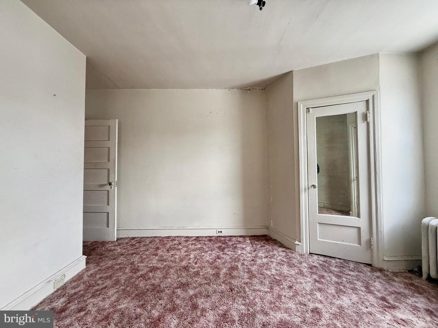 5461 Diamond Street photo 57