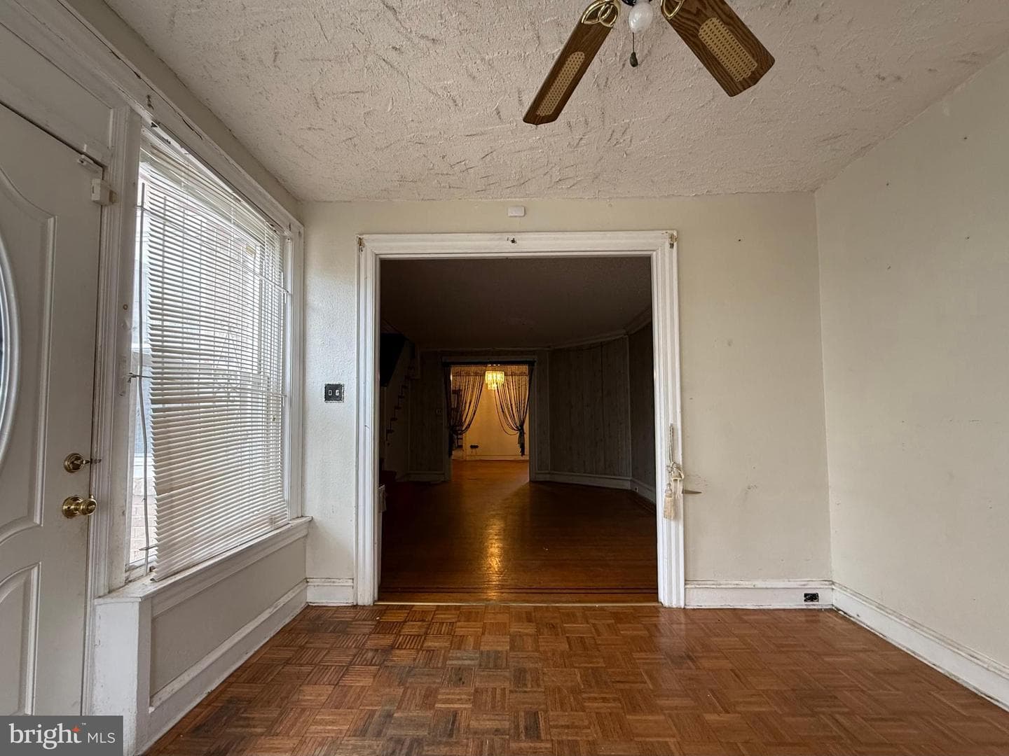 5461 Diamond Street photo 70