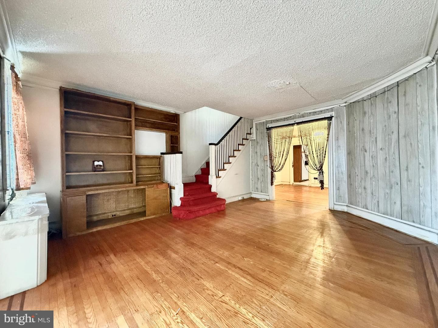 5461 Diamond Street photo 72