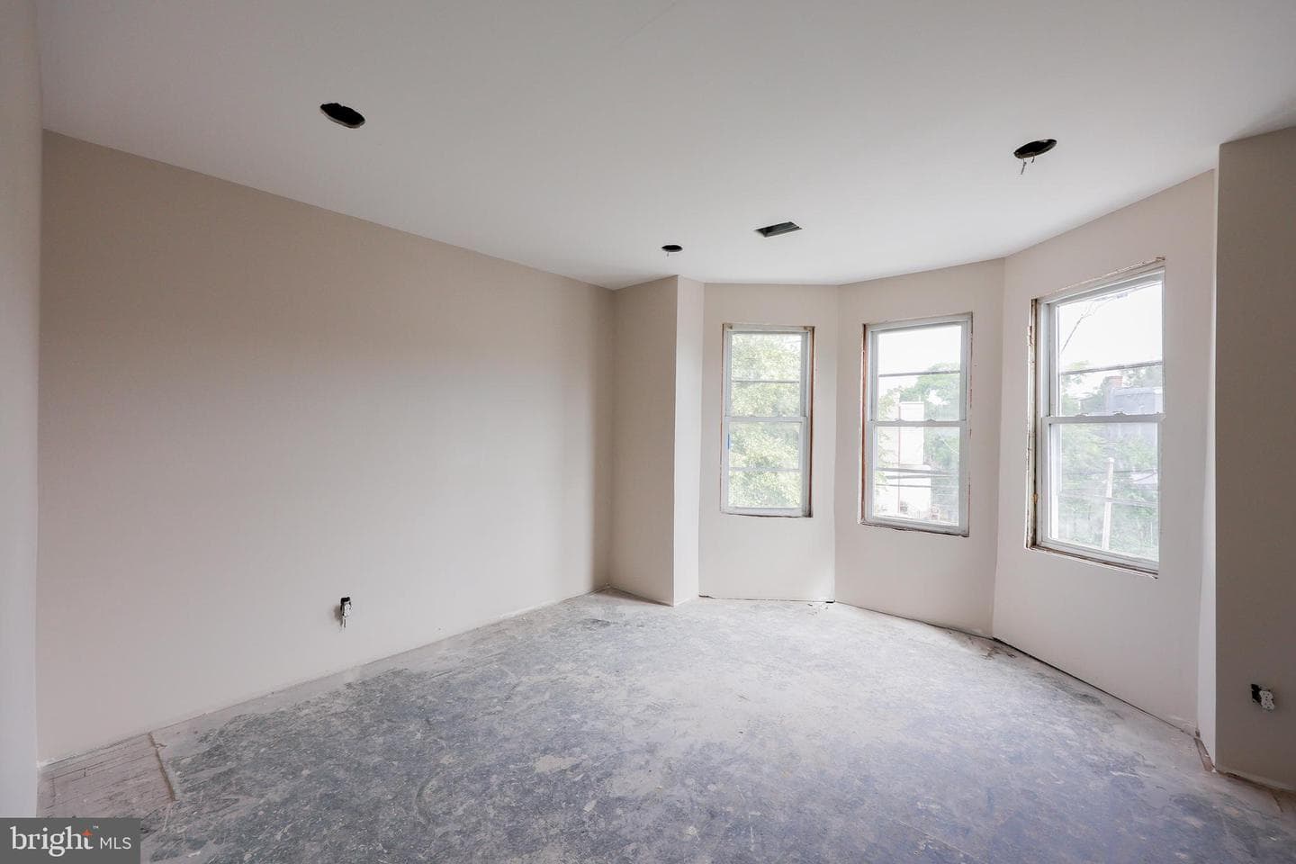 5212 Race Street photo 13