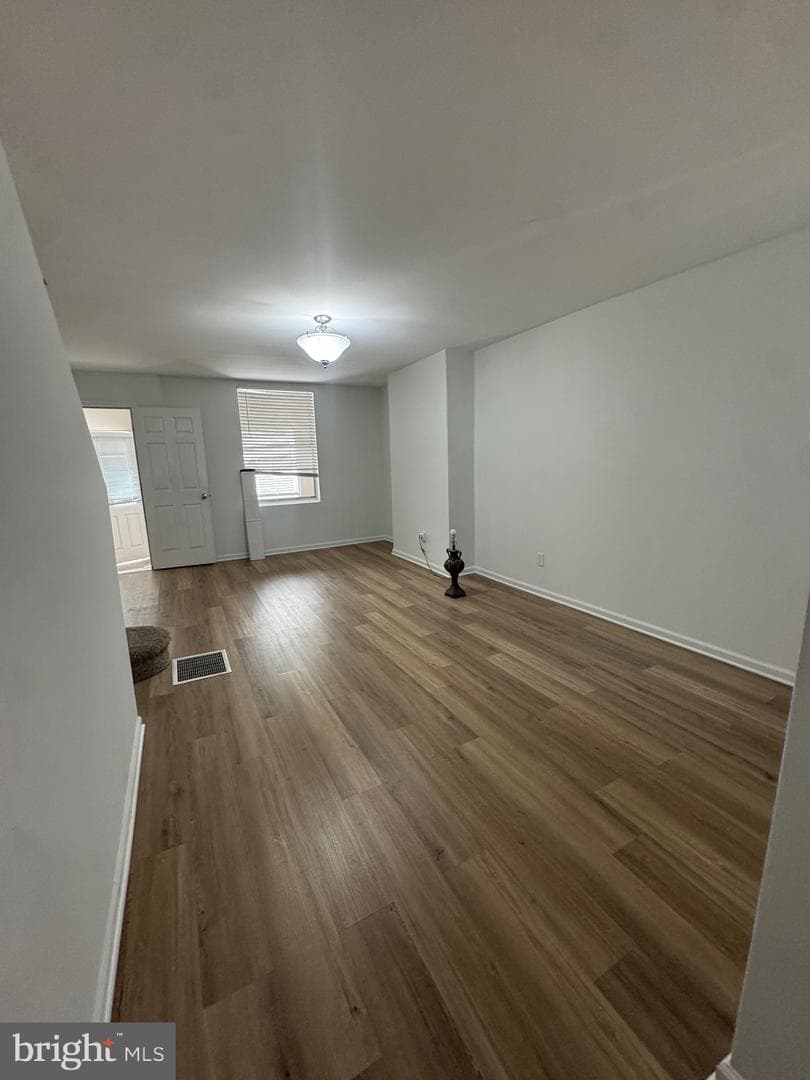 3029 N Front Street photo 6