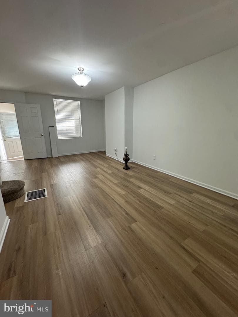3029 N Front Street photo 9