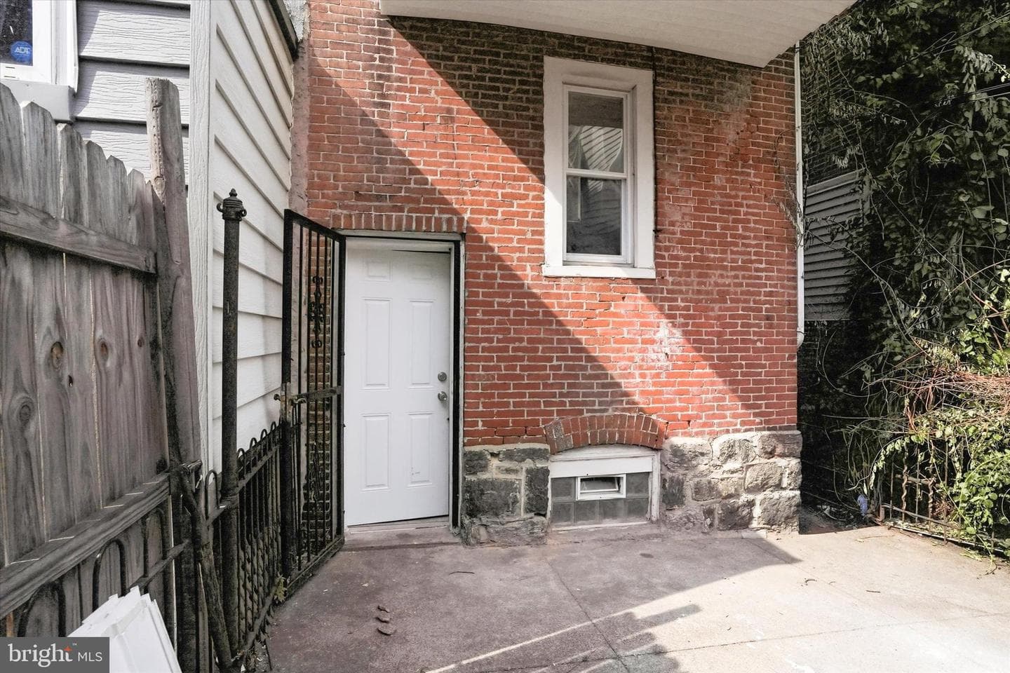 5532 Addison Street photo 35