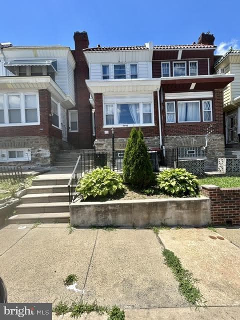7442 E Walnut Lane, Philadelphia