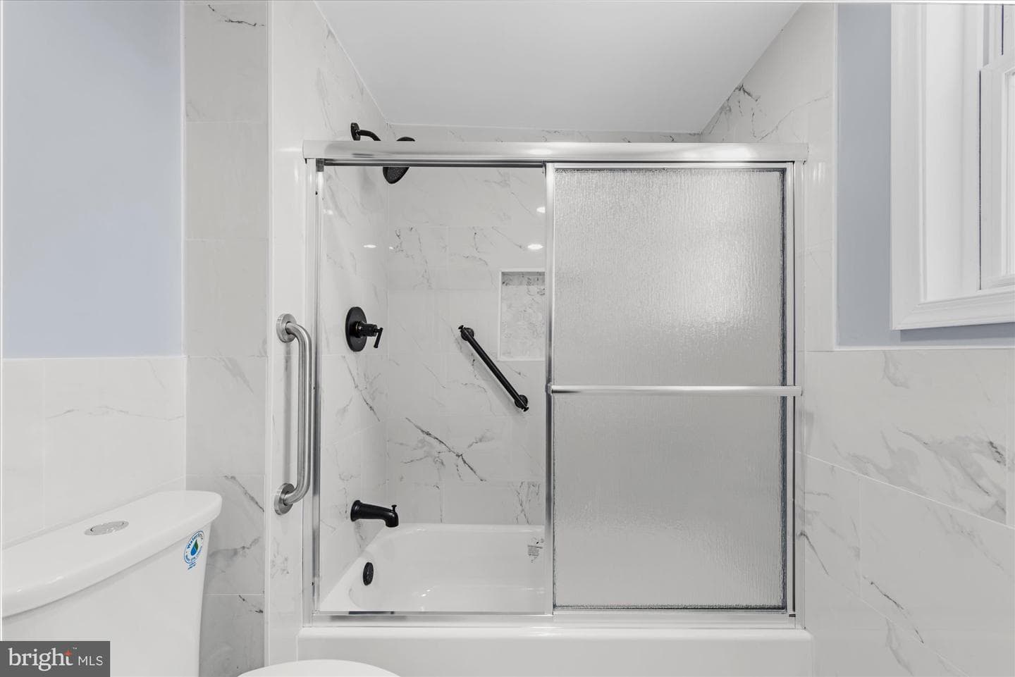 1212 W Luzerne Street photo 12