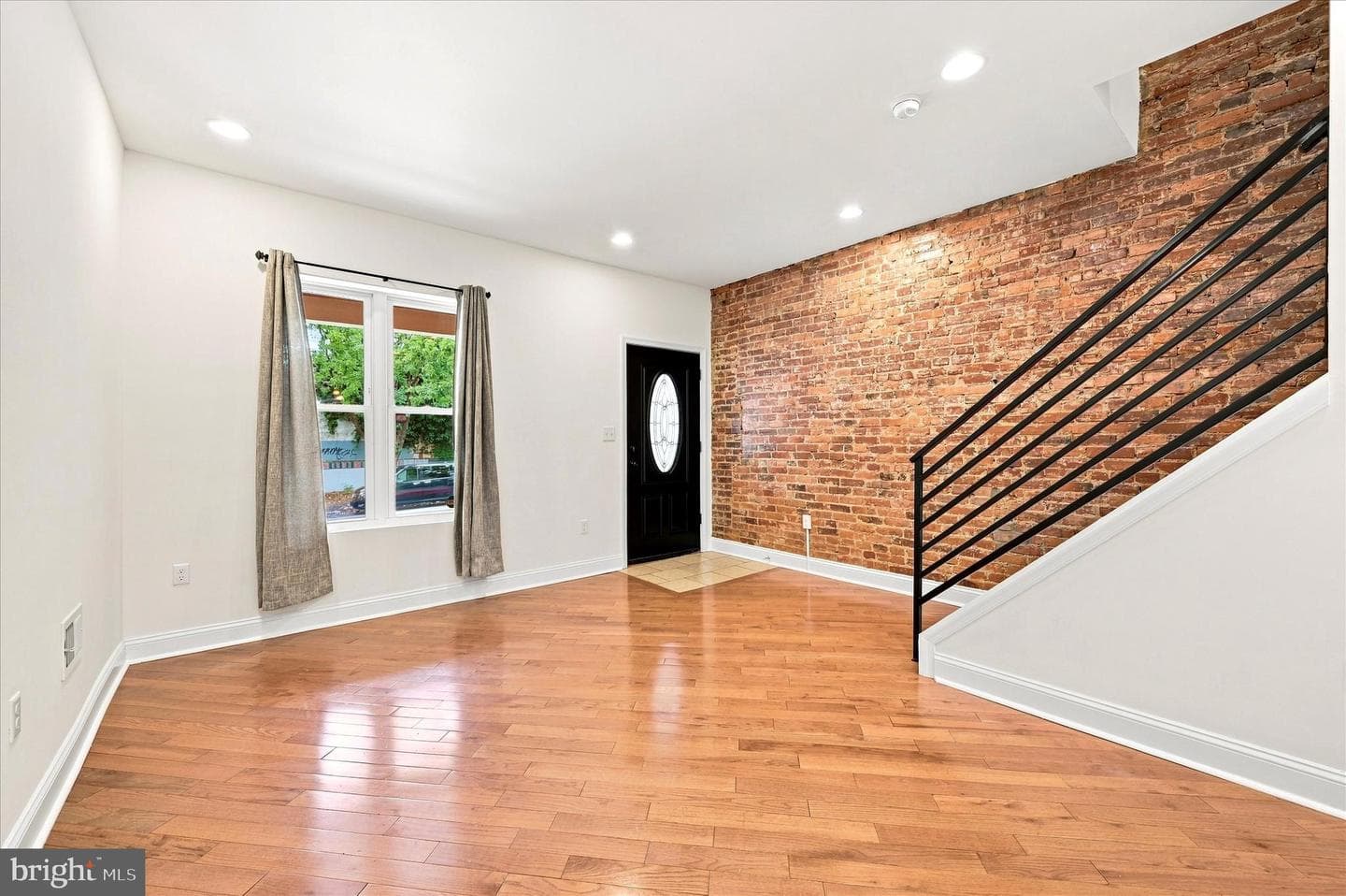 1027 S 50th Street photo 3