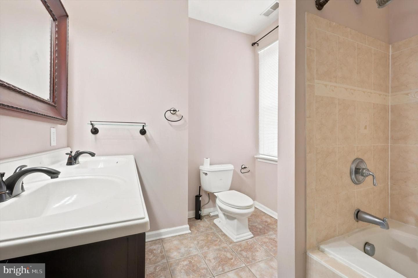 4427 Sansom St photo 18