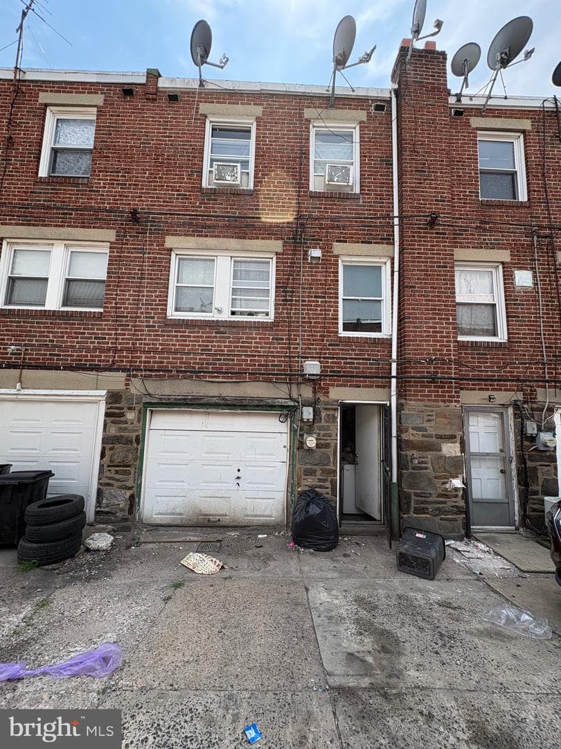 6638 Horrocks St photo 15