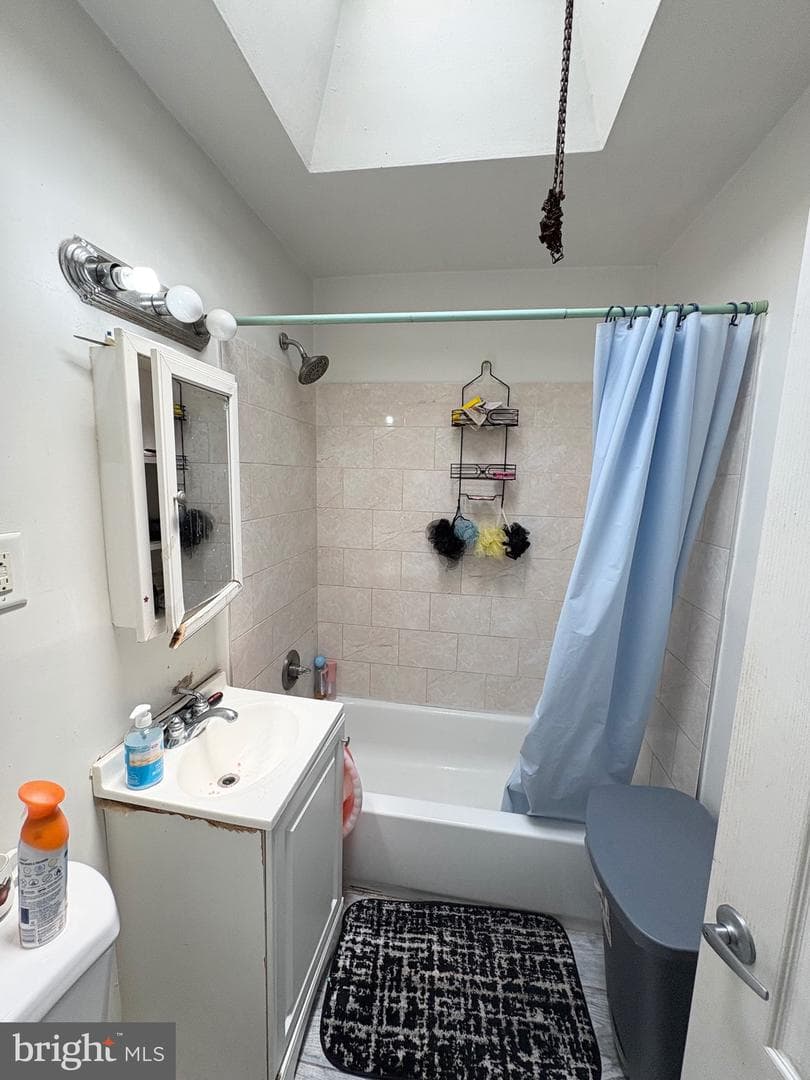 6638 Horrocks St photo 7