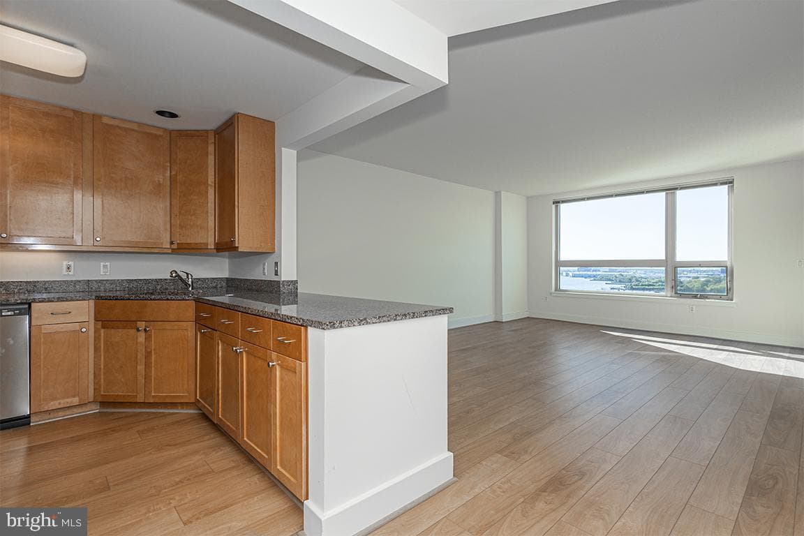 717 S Chris Columbus Boulevard #1509 photo 6