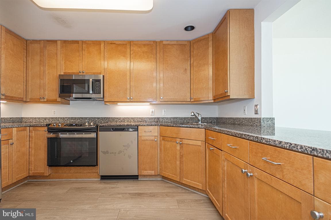 717 S Chris Columbus Boulevard #1509 photo 9