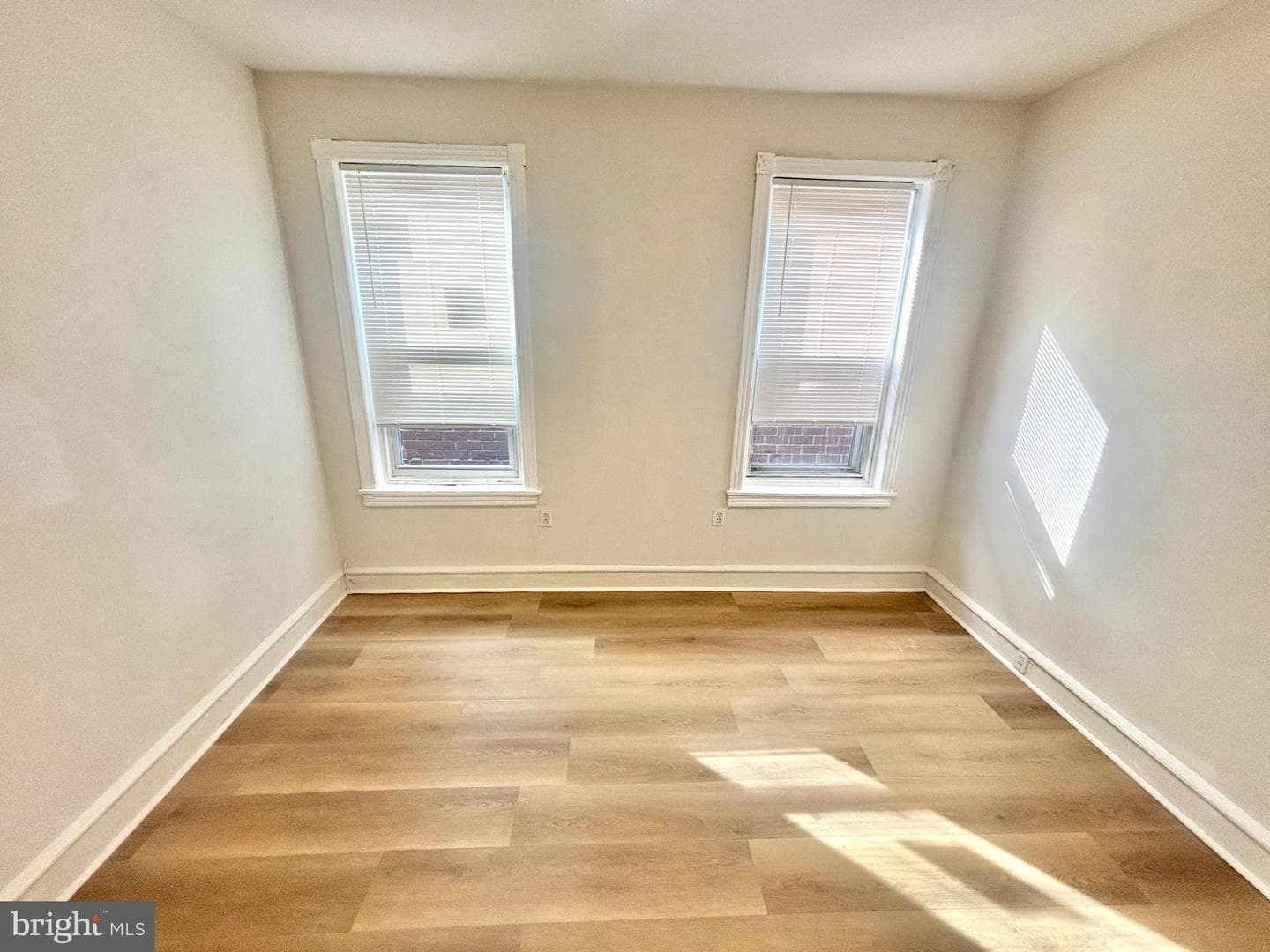 222 W Roosevelt Boulevard photo 13