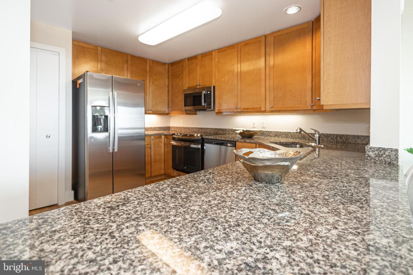 717 S Chris Columbus Boulevard #811 photo 16