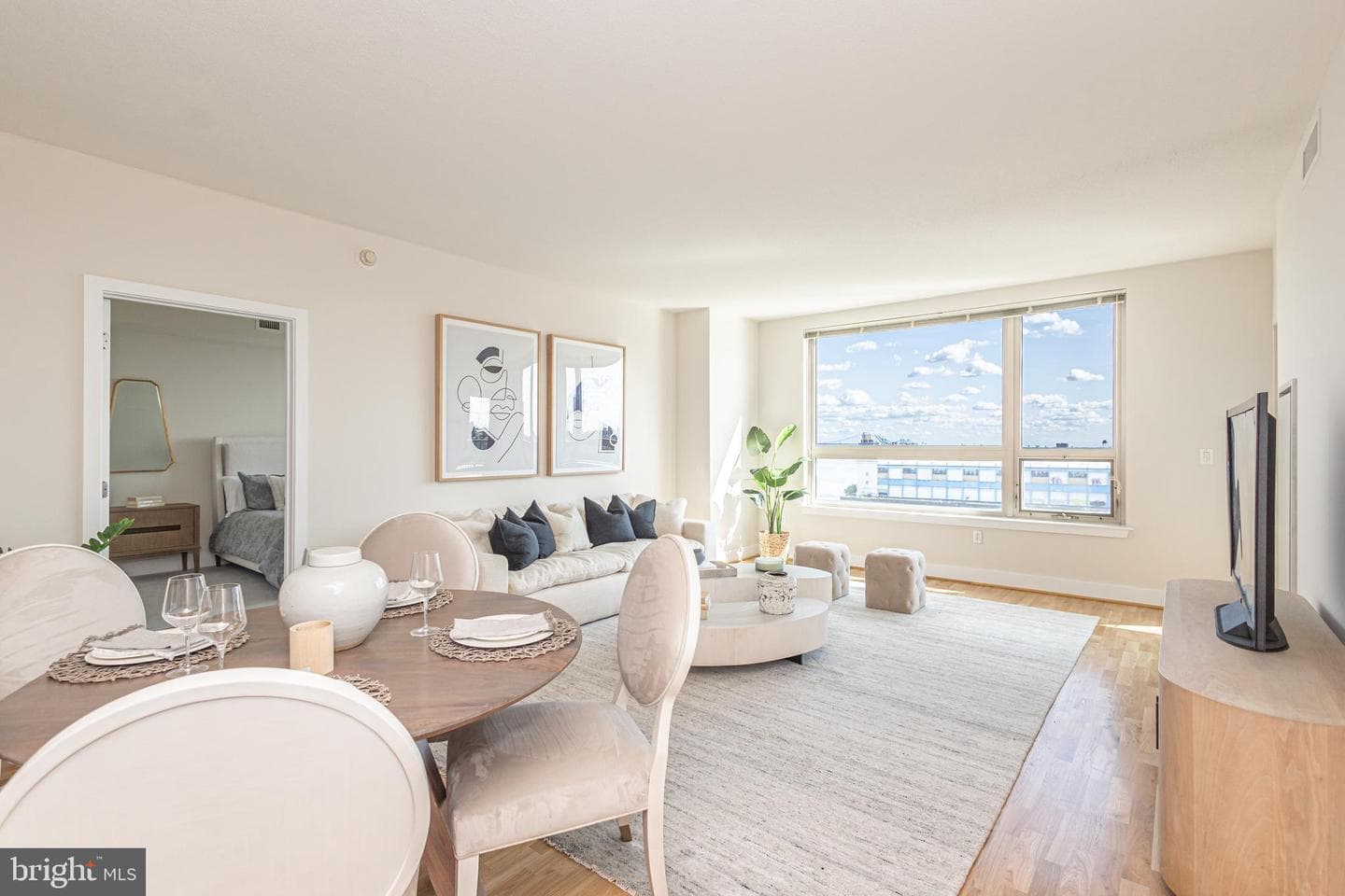 717 S Chris Columbus Boulevard #811 photo 6