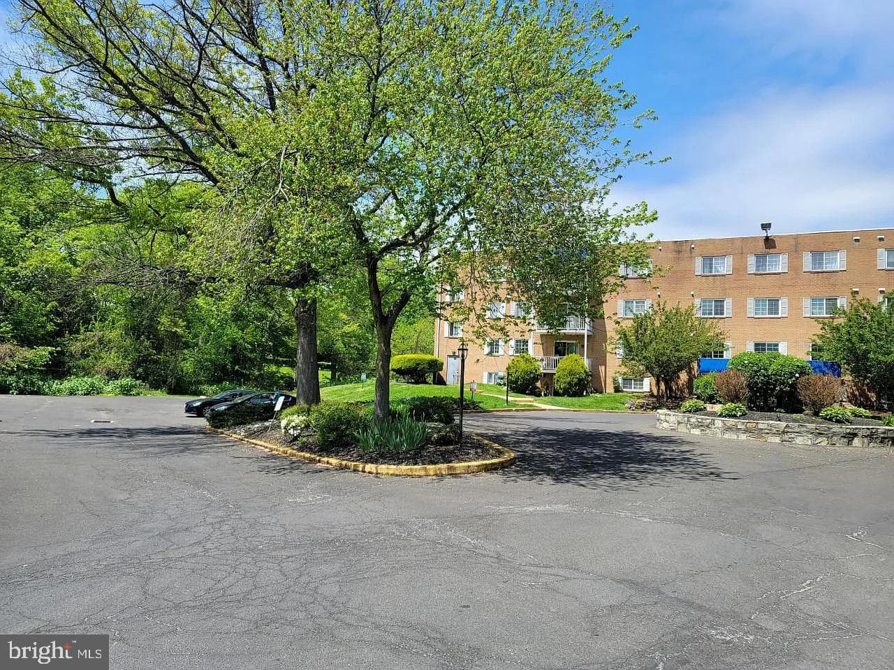 300 Byberry Rd #219 photo 12