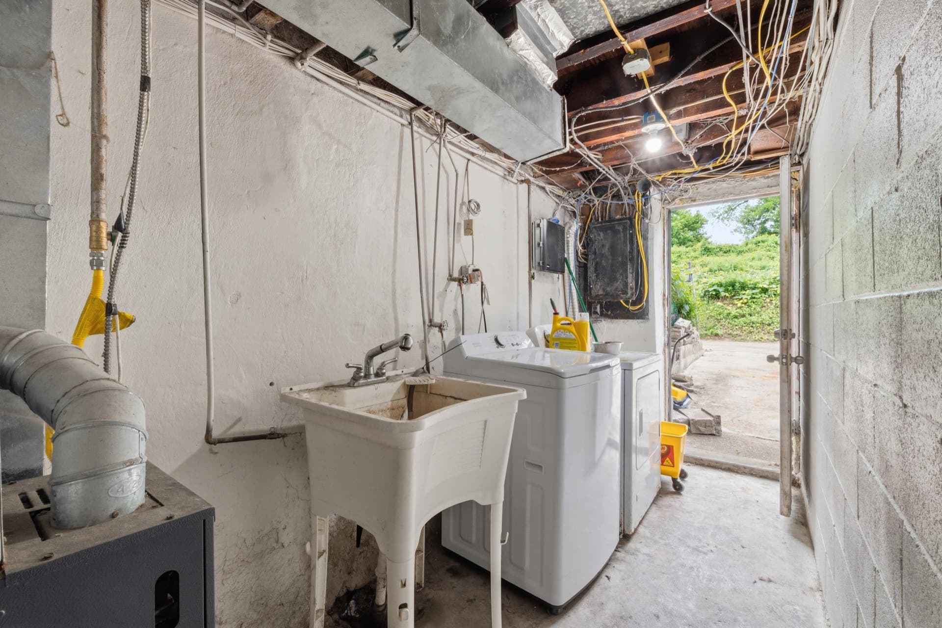 4993 Pennway St photo 14
