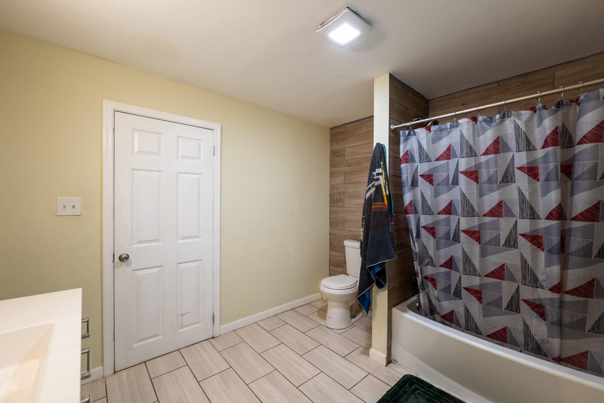 2117 Mountain Street photo 18
