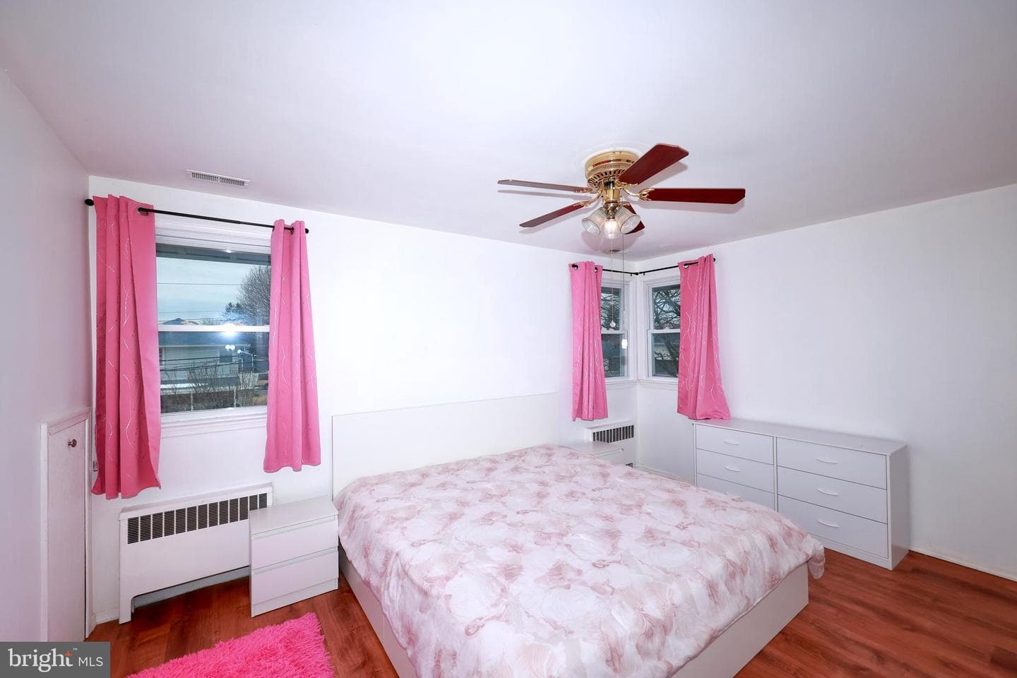 9947 Montour Street photo 24