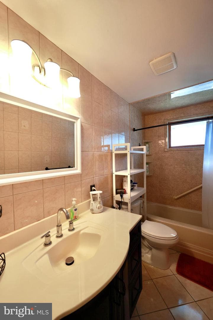 9947 Montour Street photo 29