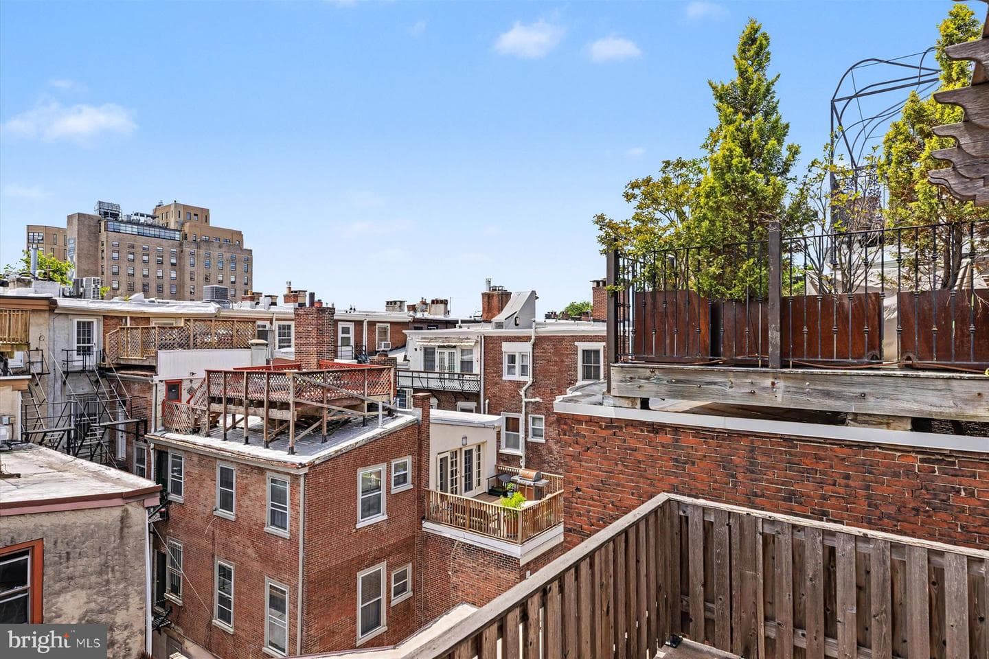 1806 Delancey Pl photo 34