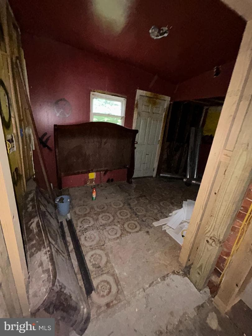 2330 Cross Street photo 4