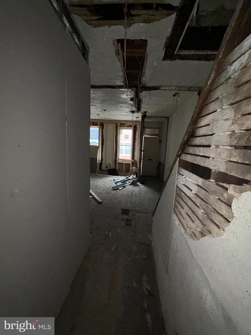2330 Cross Street photo 5