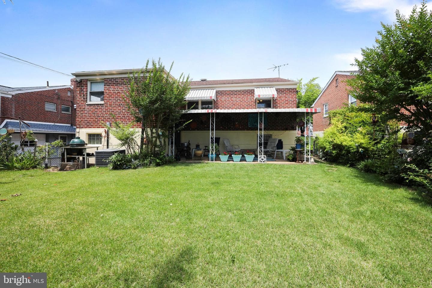7703 Lister Street photo 34