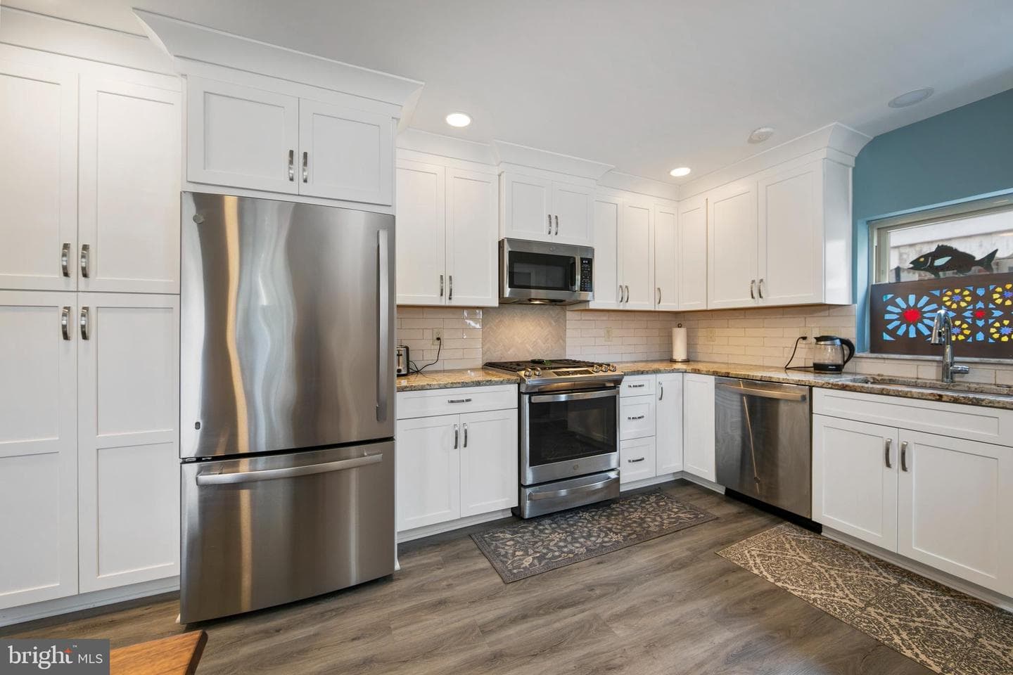 7703 Lister Street photo 8