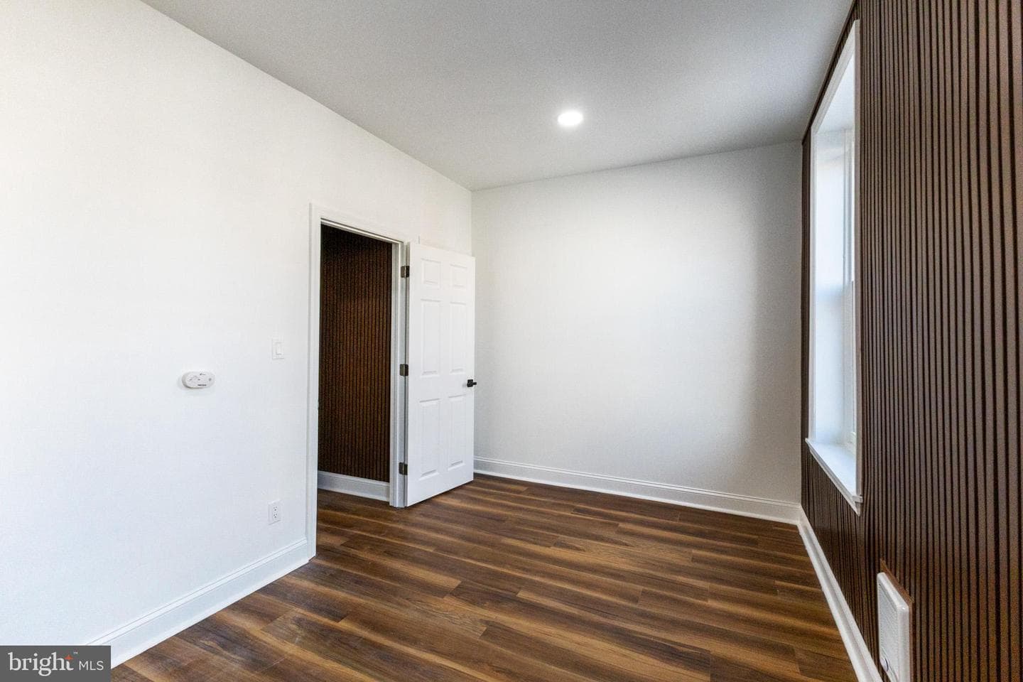 2846 N Garnet Street photo 22