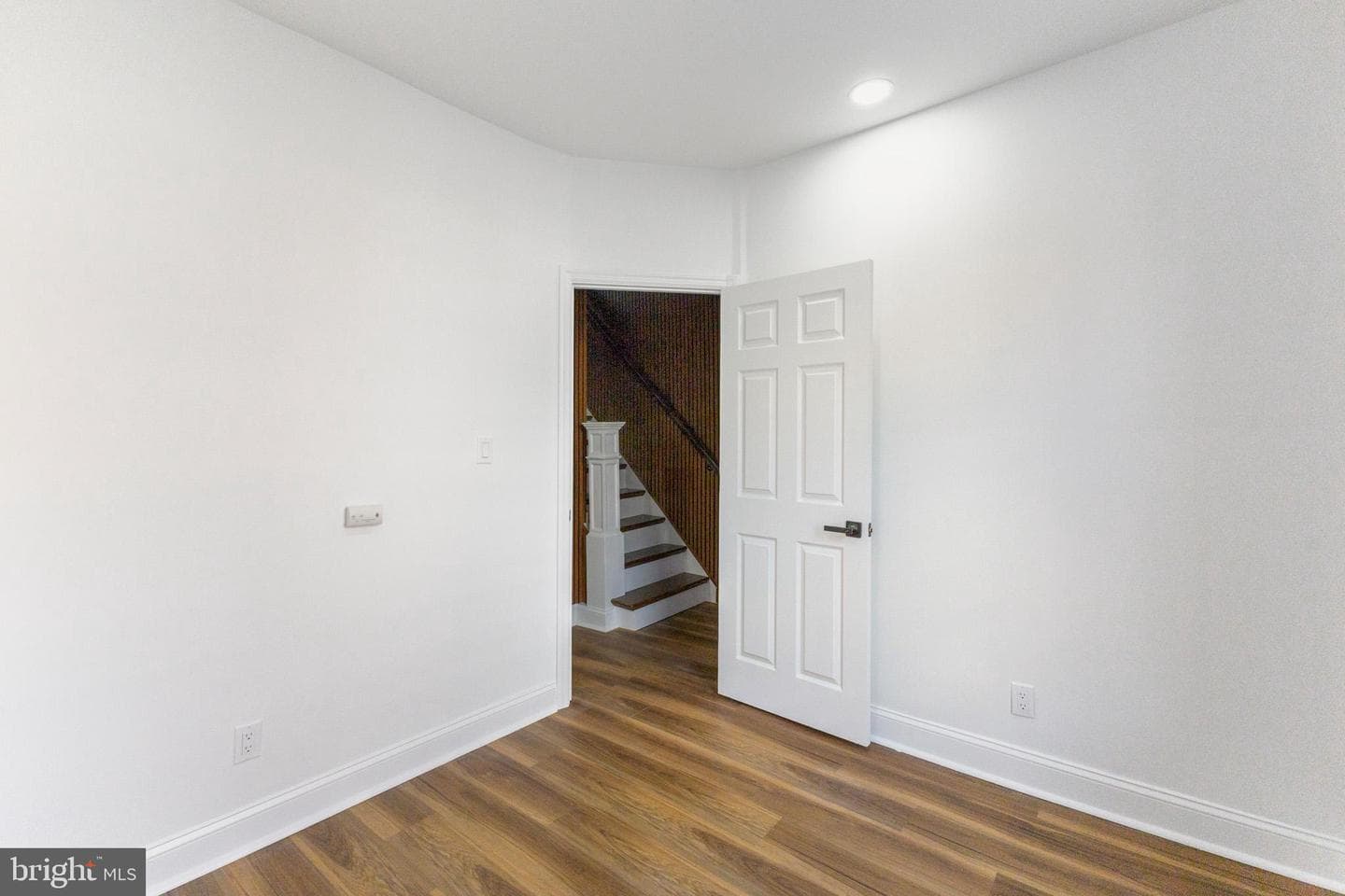 2846 N Garnet Street photo 5