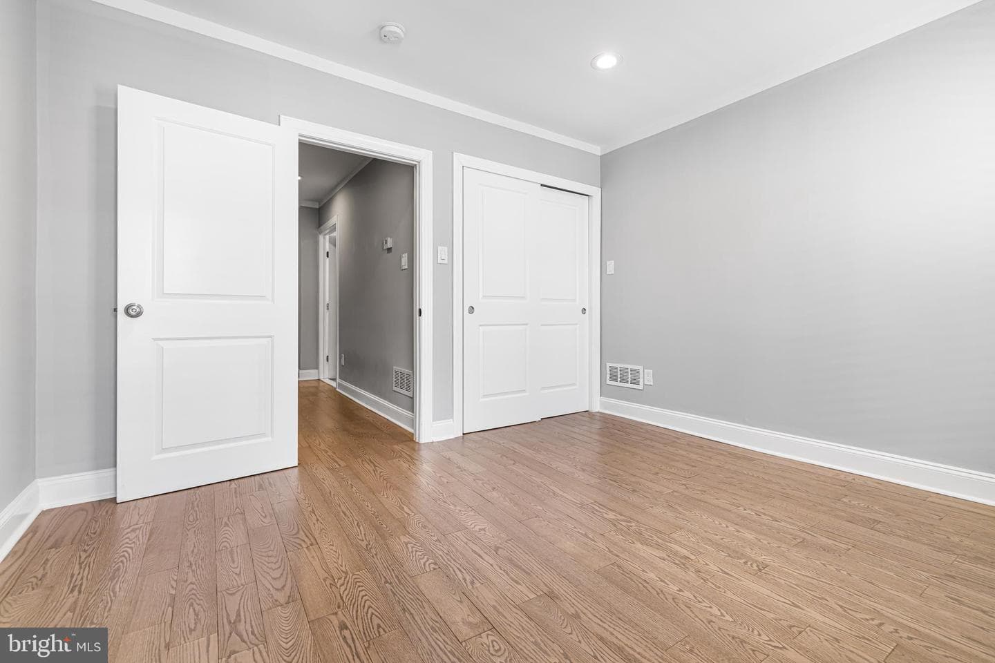 1141 S Dorrance Street photo 25