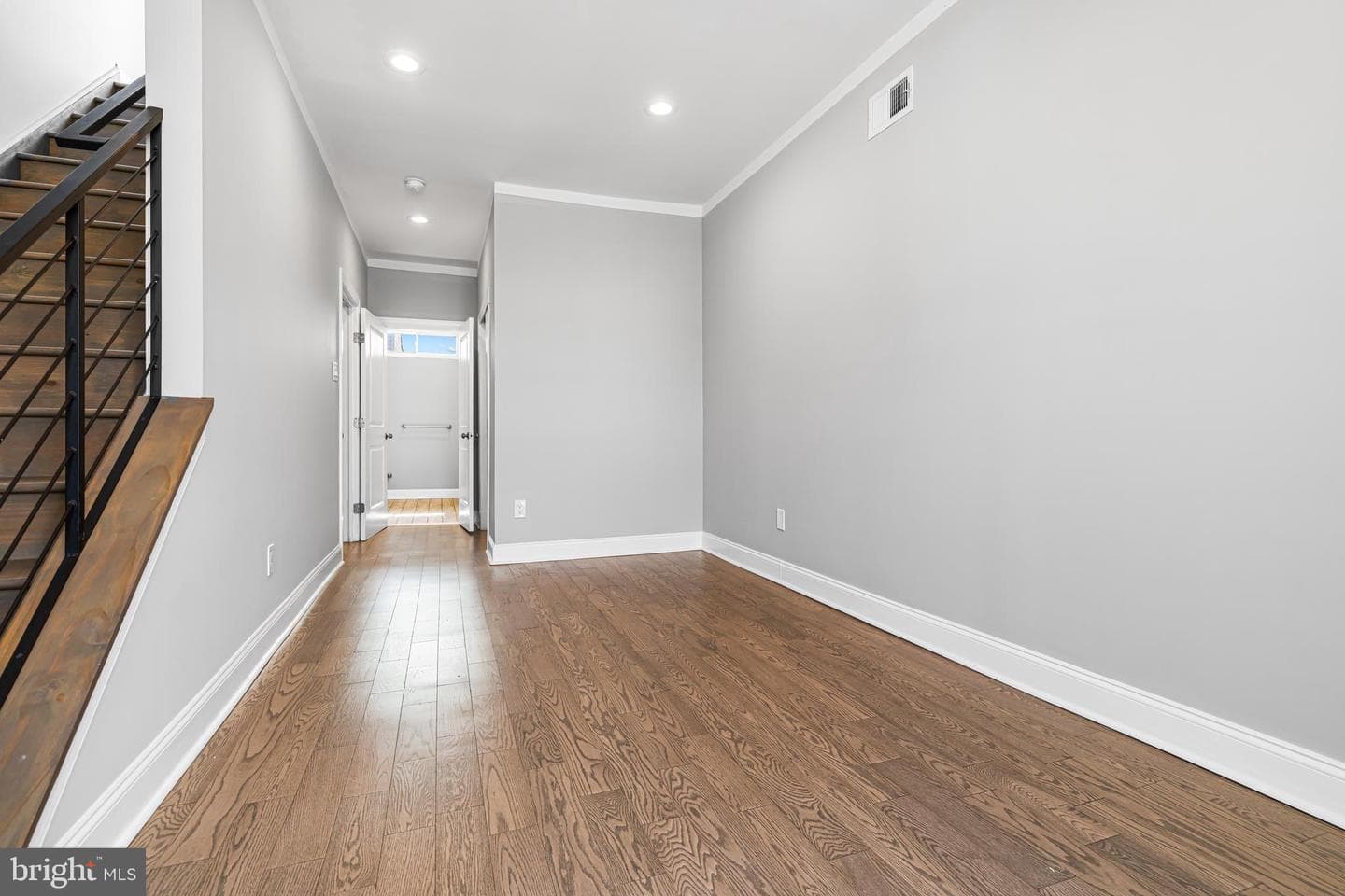 1141 S Dorrance Street photo 33