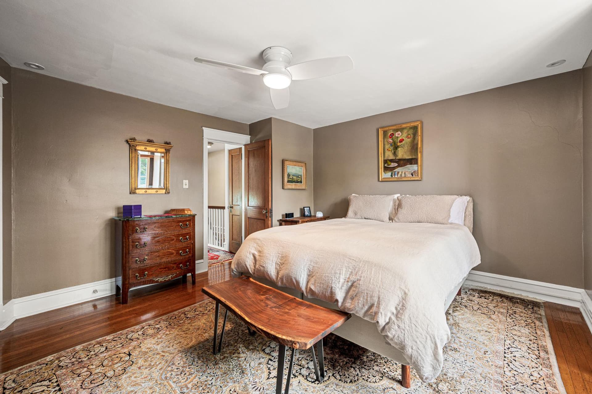 3465 W Queen Lane photo 11