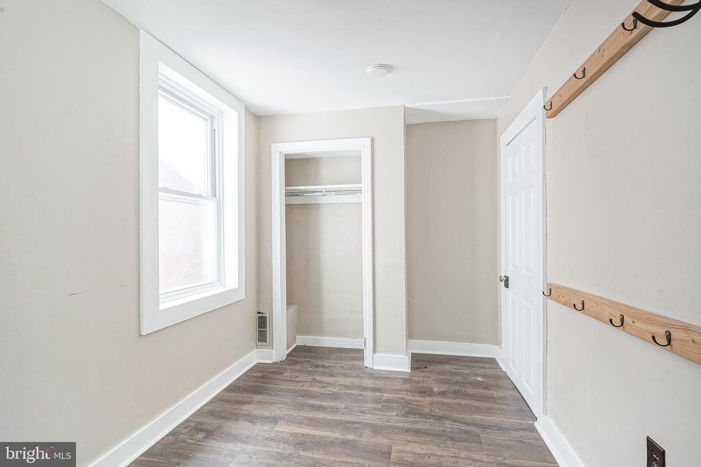 1026 N Orianna Street photo 12