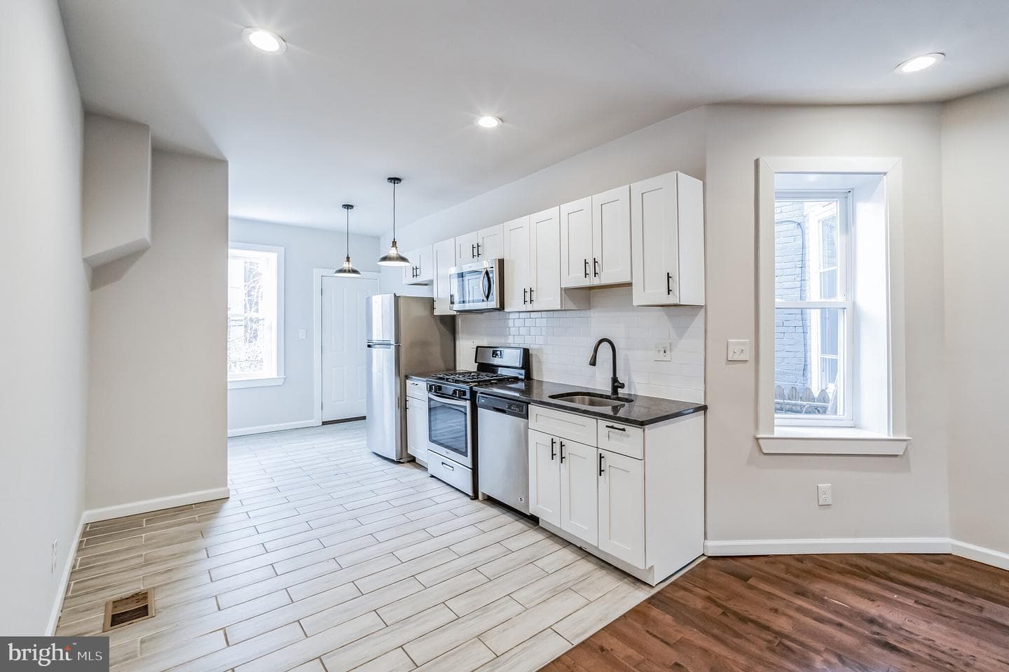 1328 S Wilton Street photo 5