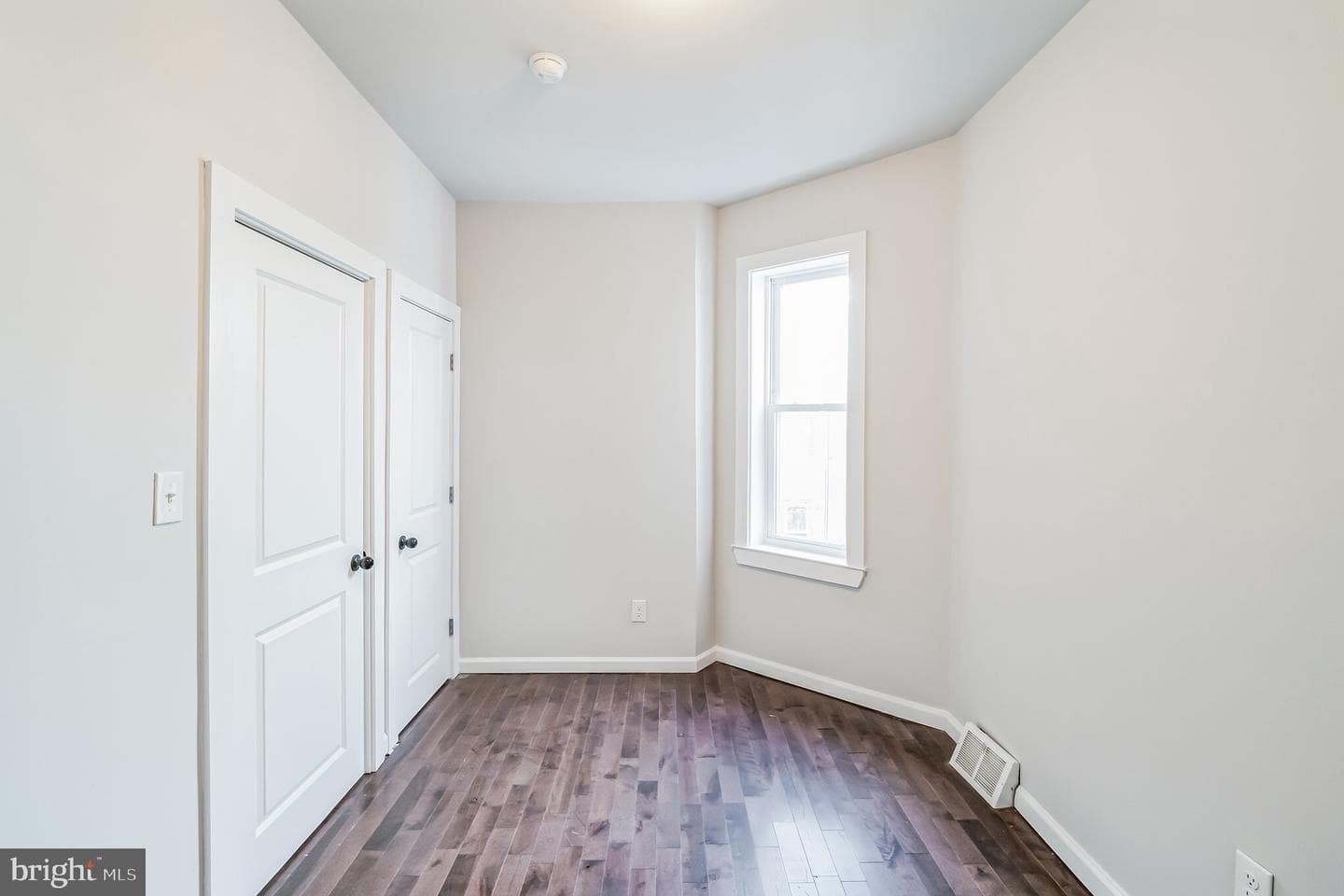1328 S Wilton Street photo 8