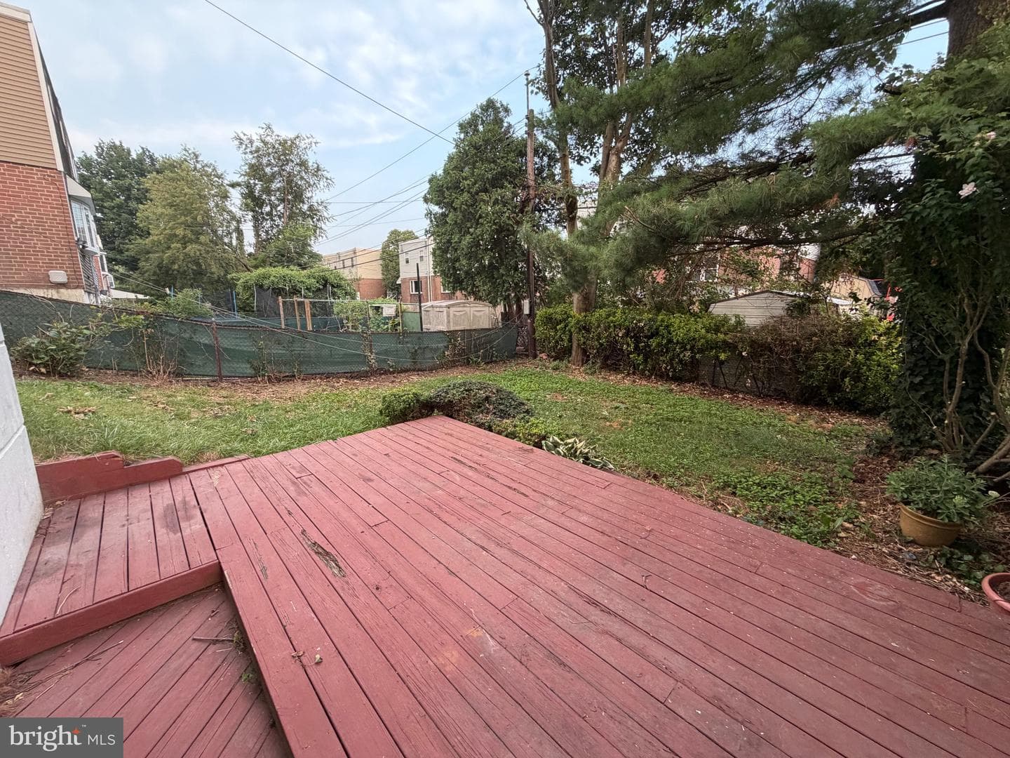 830 Lawler St photo 13