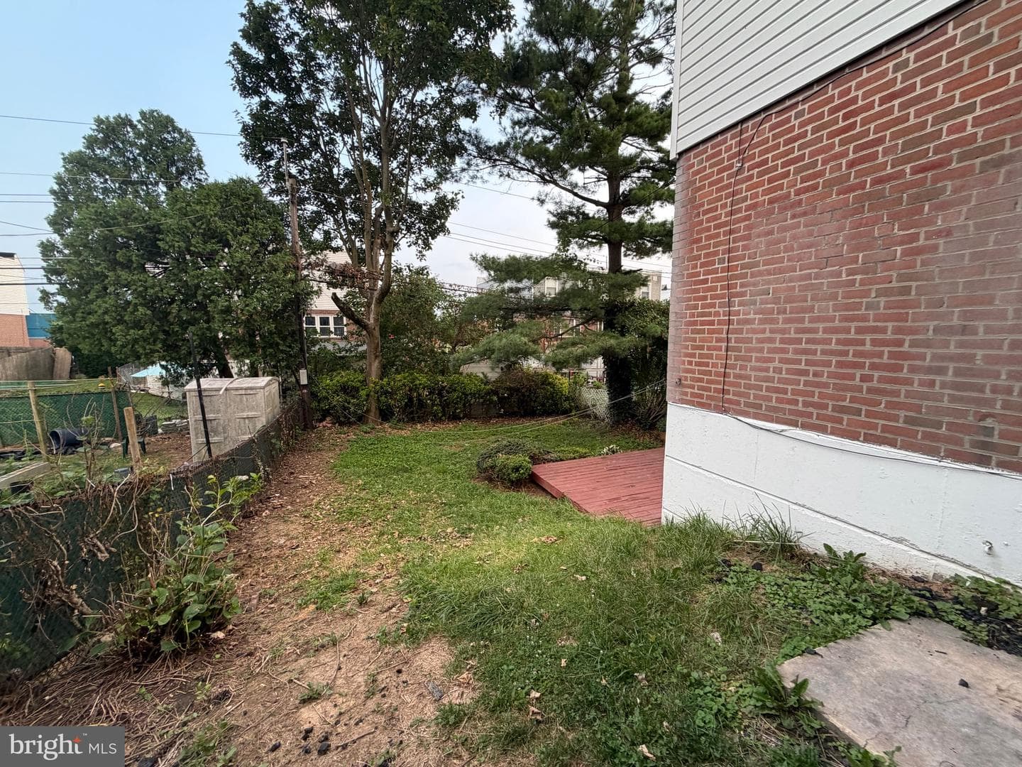 830 Lawler St photo 14
