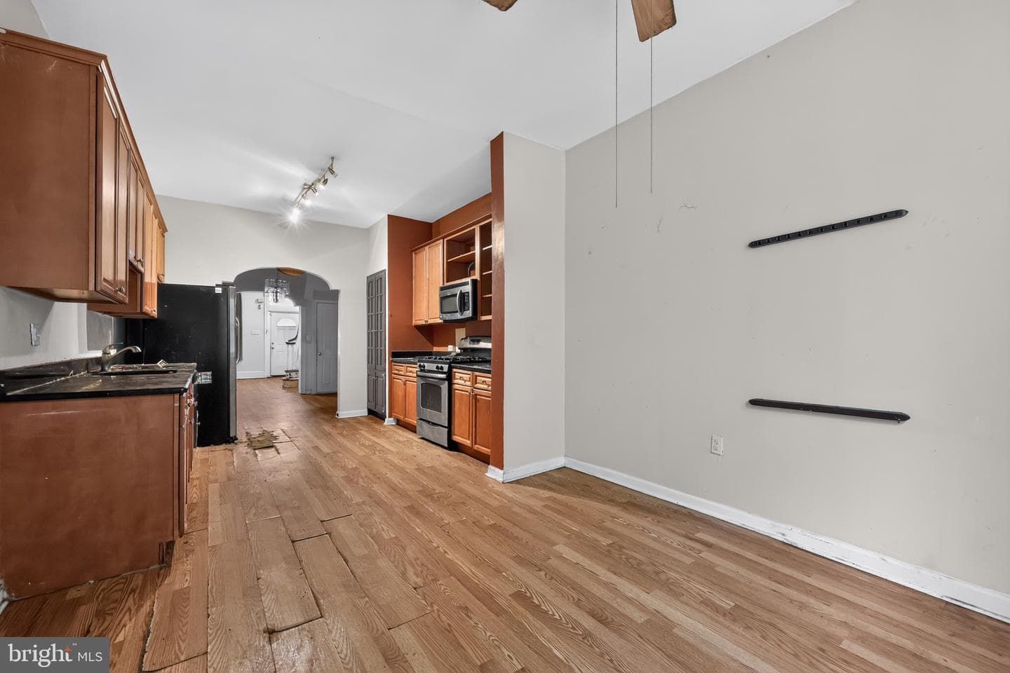 2019 Mifflin Street photo 11