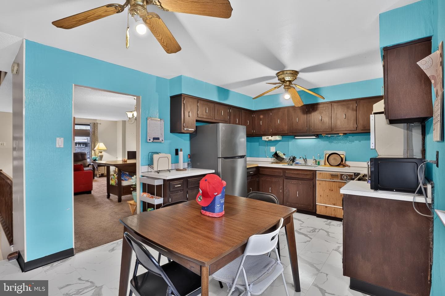 7819 Venus Pl photo 11