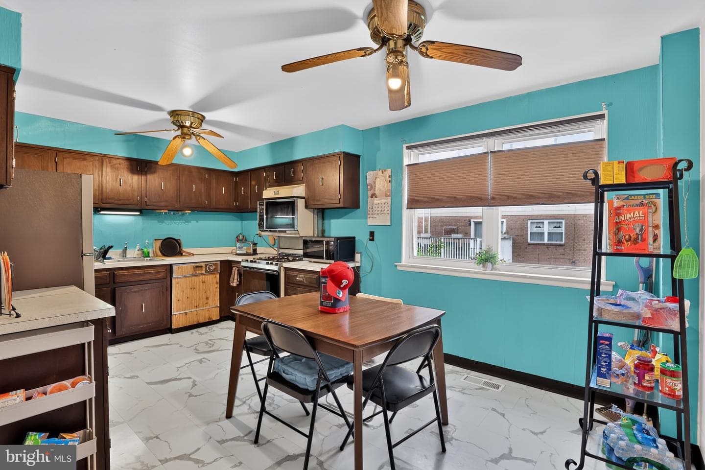 7819 Venus Pl photo 13