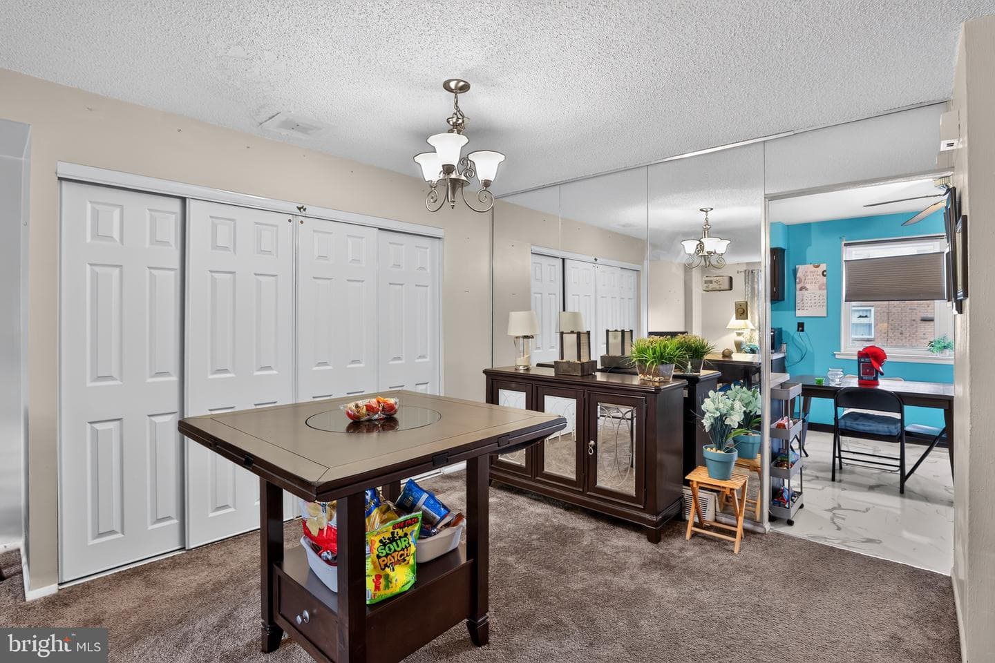 7819 Venus Pl photo 14