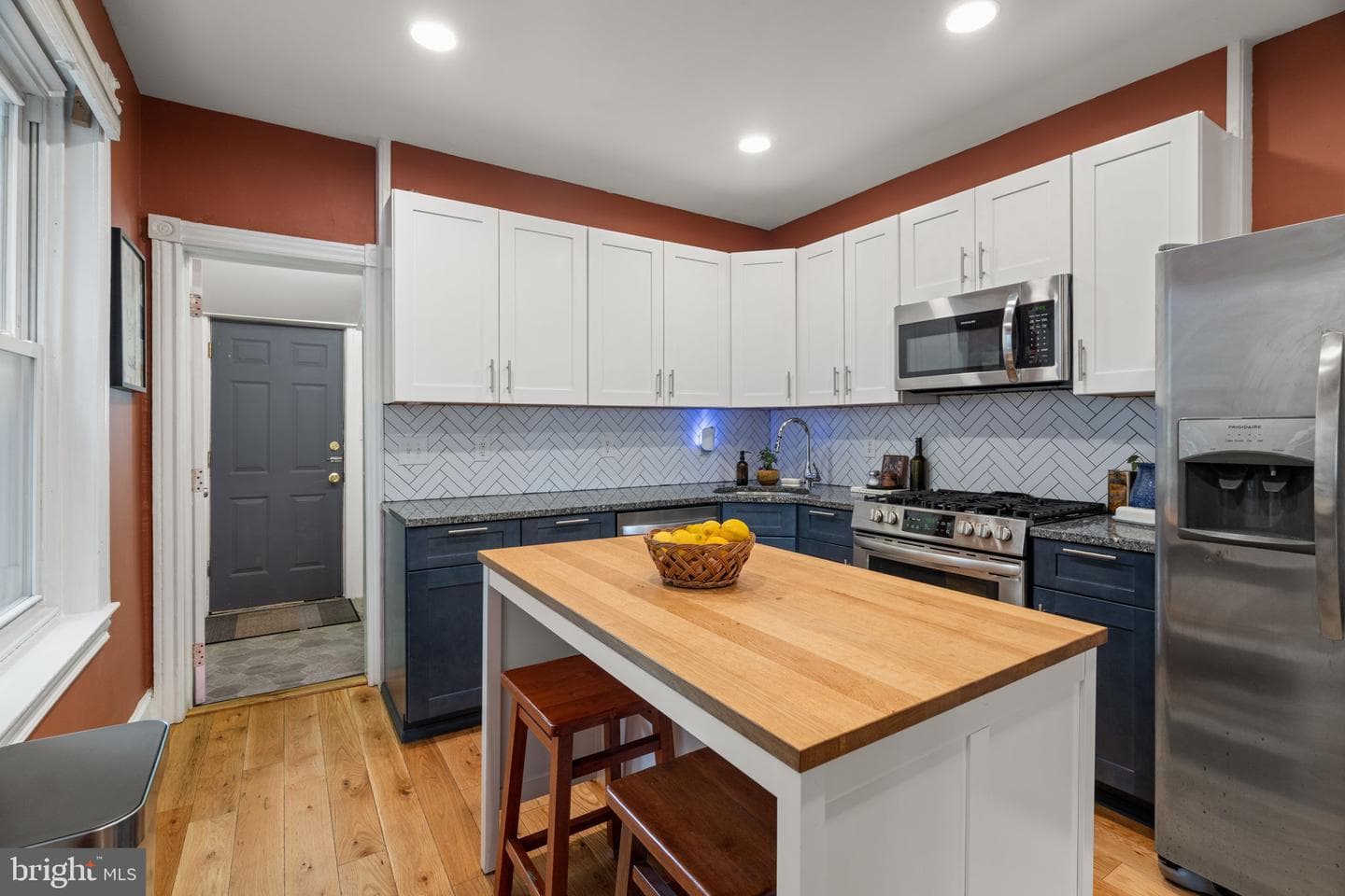 5146 Sansom St photo 10