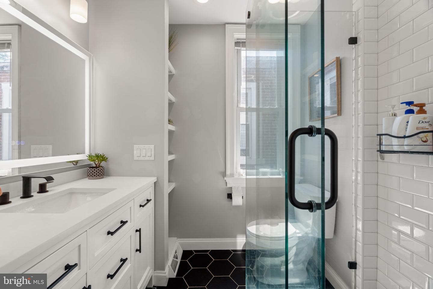 5146 Sansom St photo 25