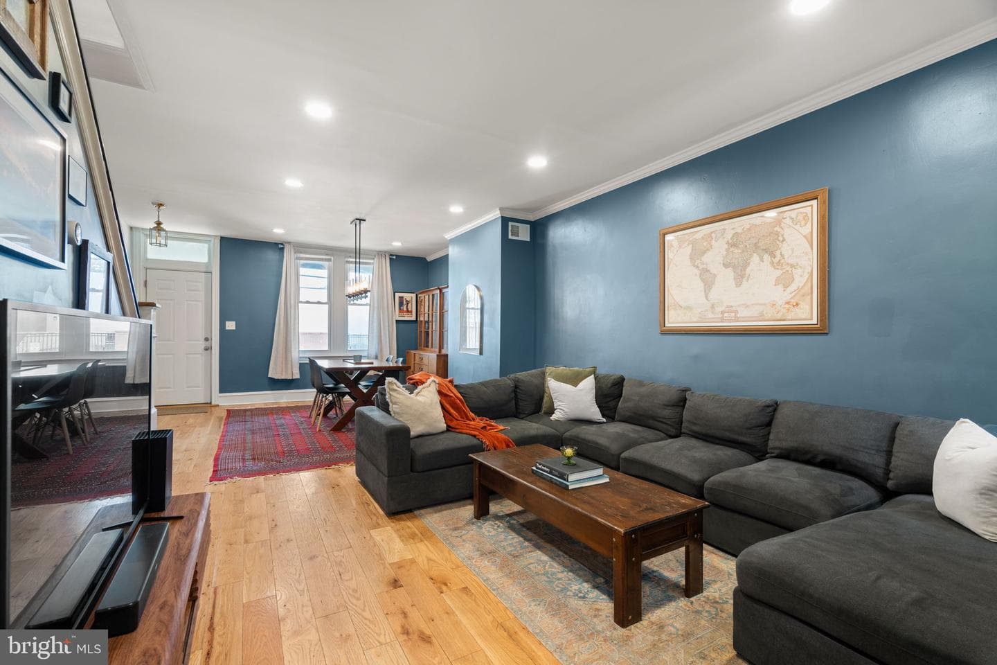 5146 Sansom St photo 8