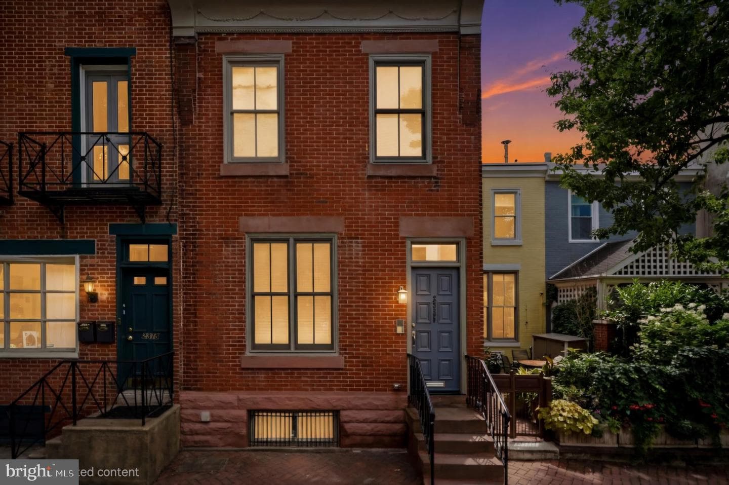 2320 Lombard Street, Philadelphia
