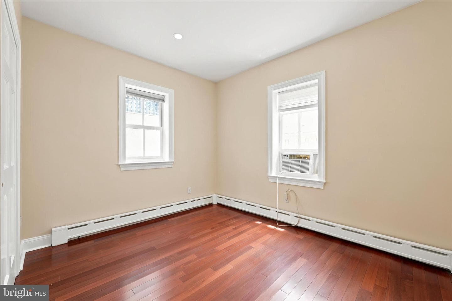 2320 Lombard Street photo 17