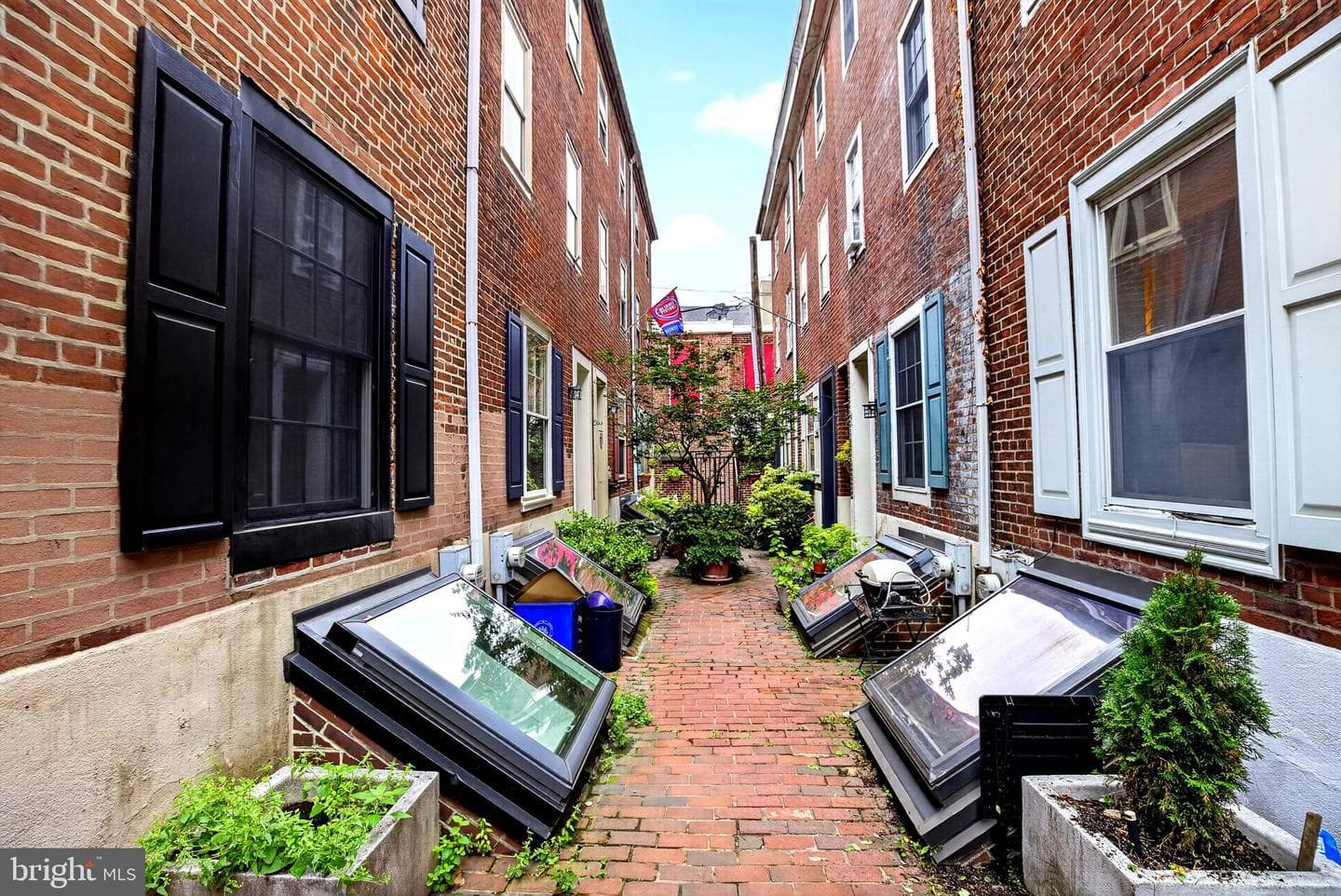 506 S Hancock Street photo 23